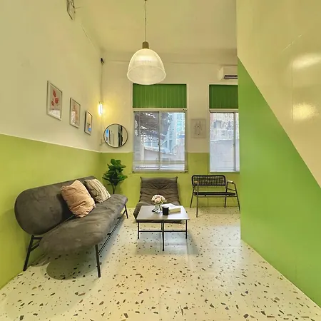 True Local Living In District 1 - Sumo Home